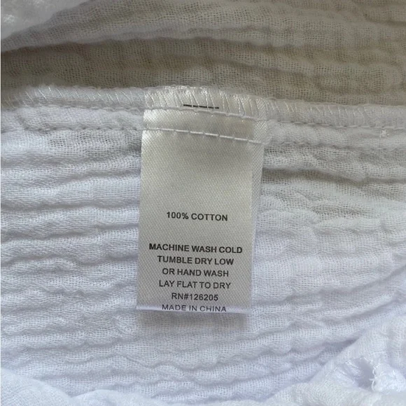 SOLD | Joie Casual Shorts - Picture 4 of 5